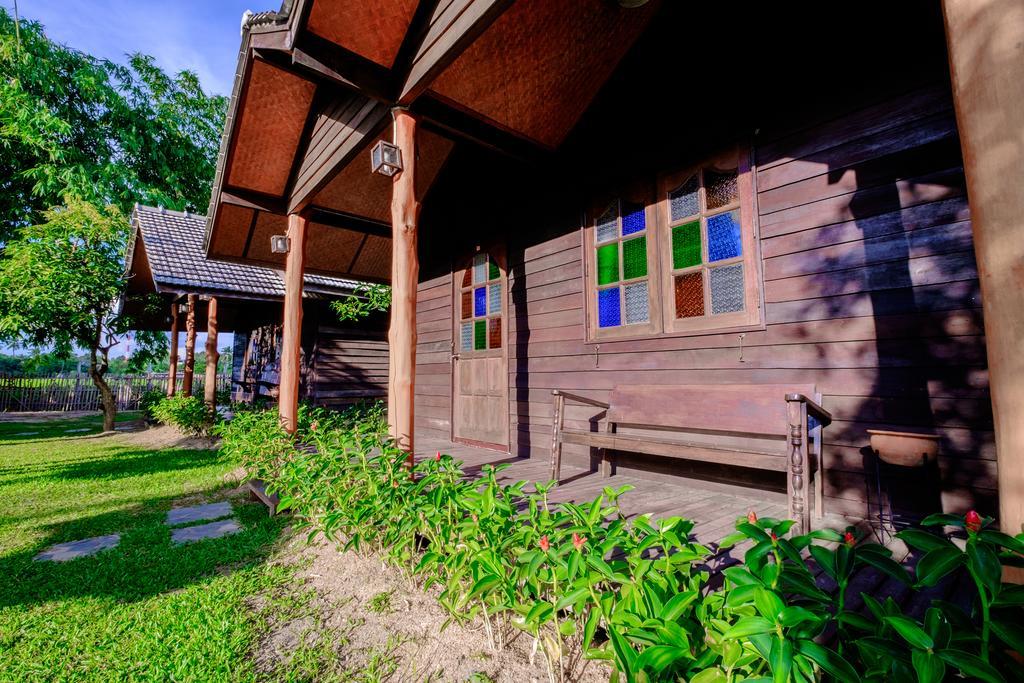 Banyen Villa Ban Ban San Sai Extérieur photo