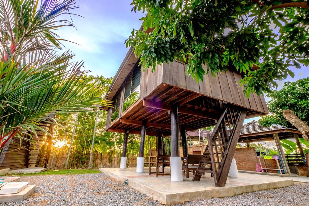 Banyen Villa Ban Ban San Sai Chambre photo
